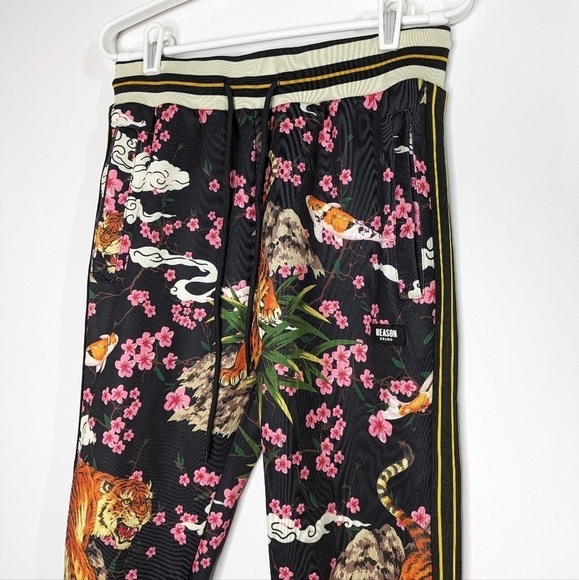 NWT Reason Dream Jogger tiger & koi black pink orange jogger pant S - Picture 5 of 15